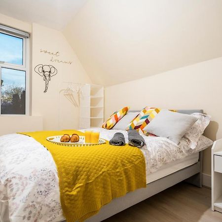 Deluxe 2-Bedroom Flat With Free Parking Birmingham Kültér fotó